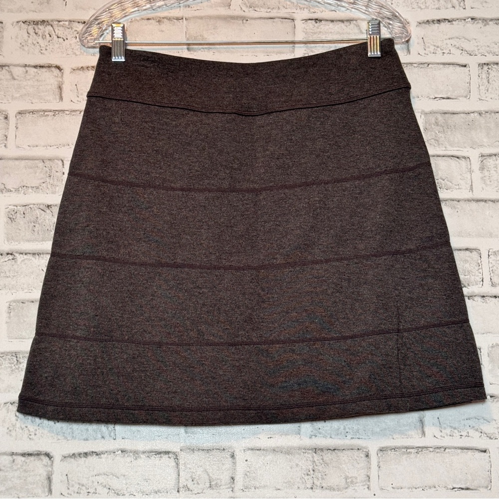 Athleta Gray Women's Skirt - Picture 4 of 9